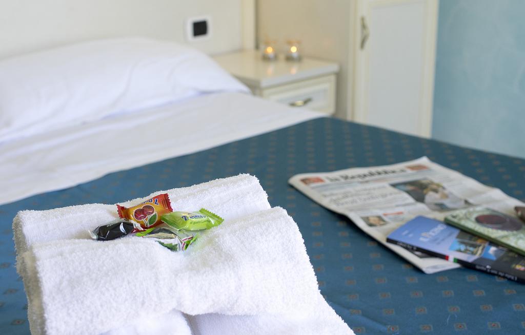 Hotel Capital Cupra Marittima Phòng bức ảnh