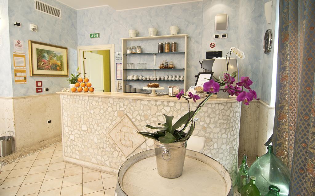 Hotel Capital Cupra Marittima Ngoại thất bức ảnh
