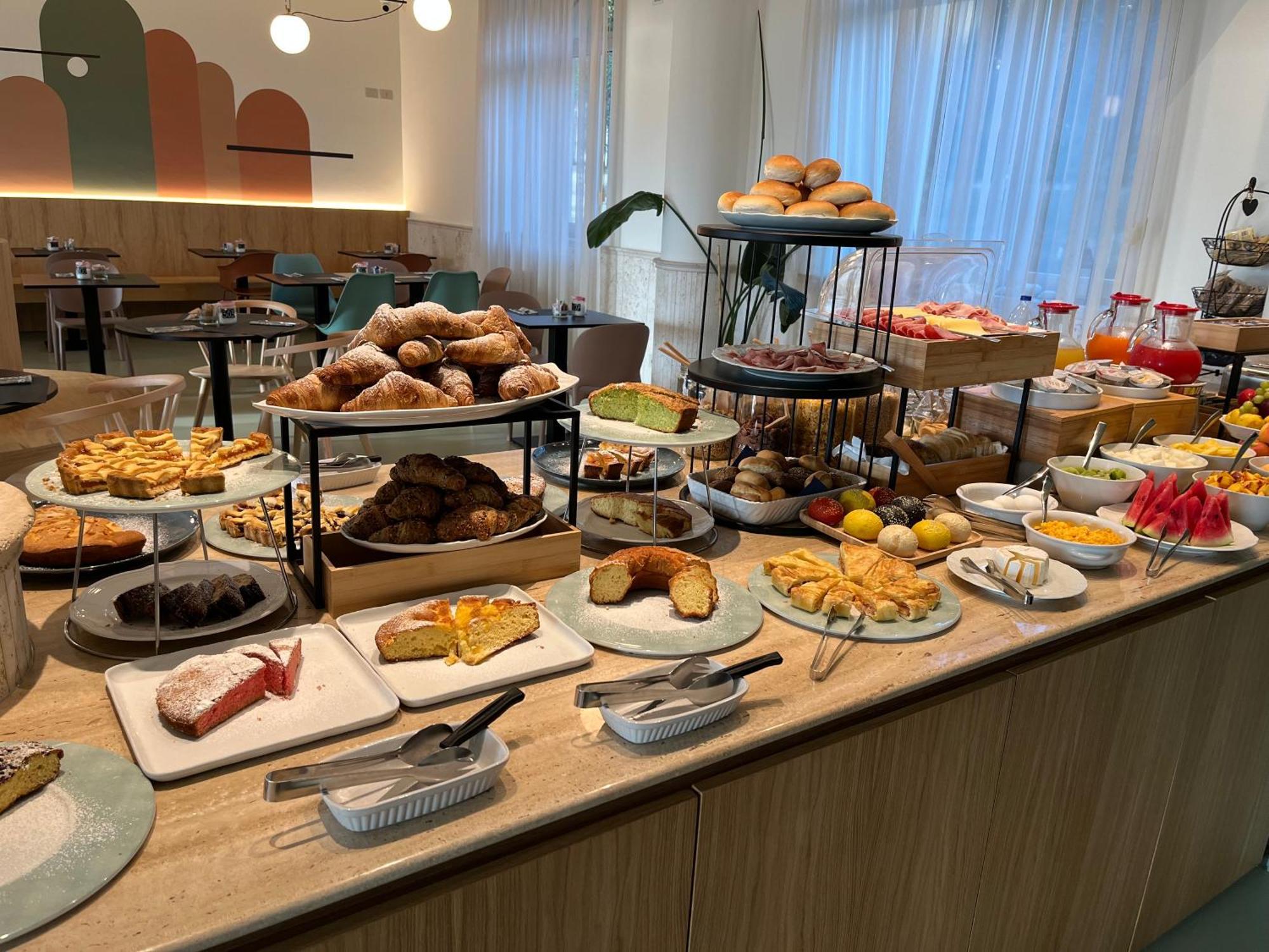 Hotel Capital Cupra Marittima Ngoại thất bức ảnh